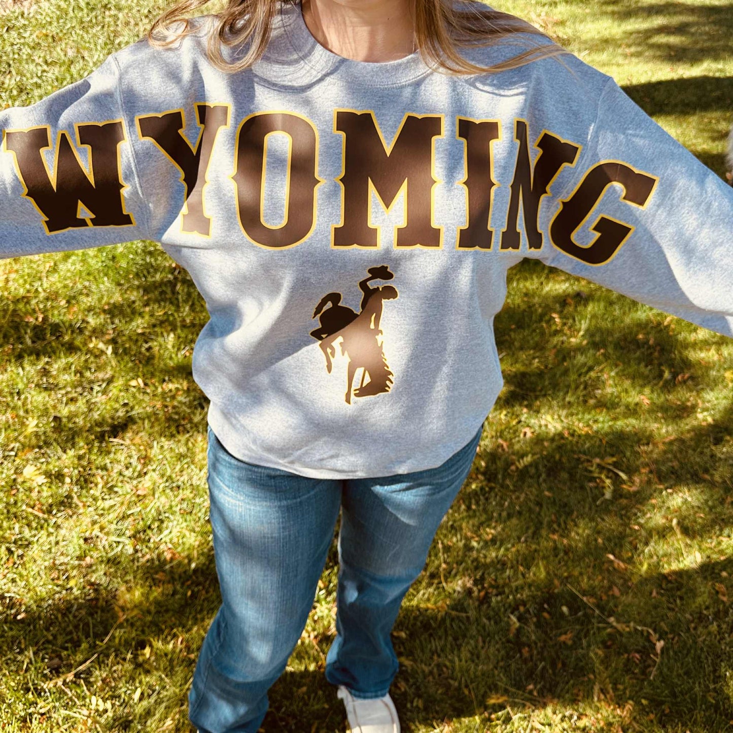 Large WYOMING varsity Crewneck