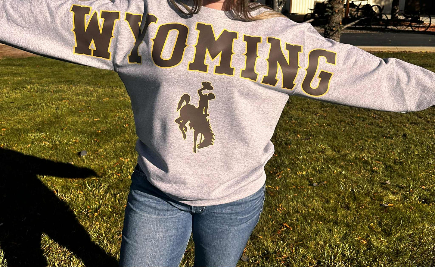 Large WYOMING varsity Crewneck