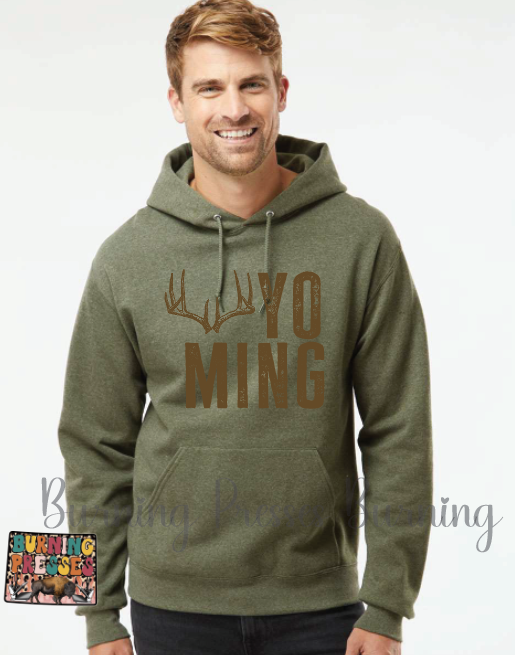 Men's Wyoming T-shirt or Hoodie