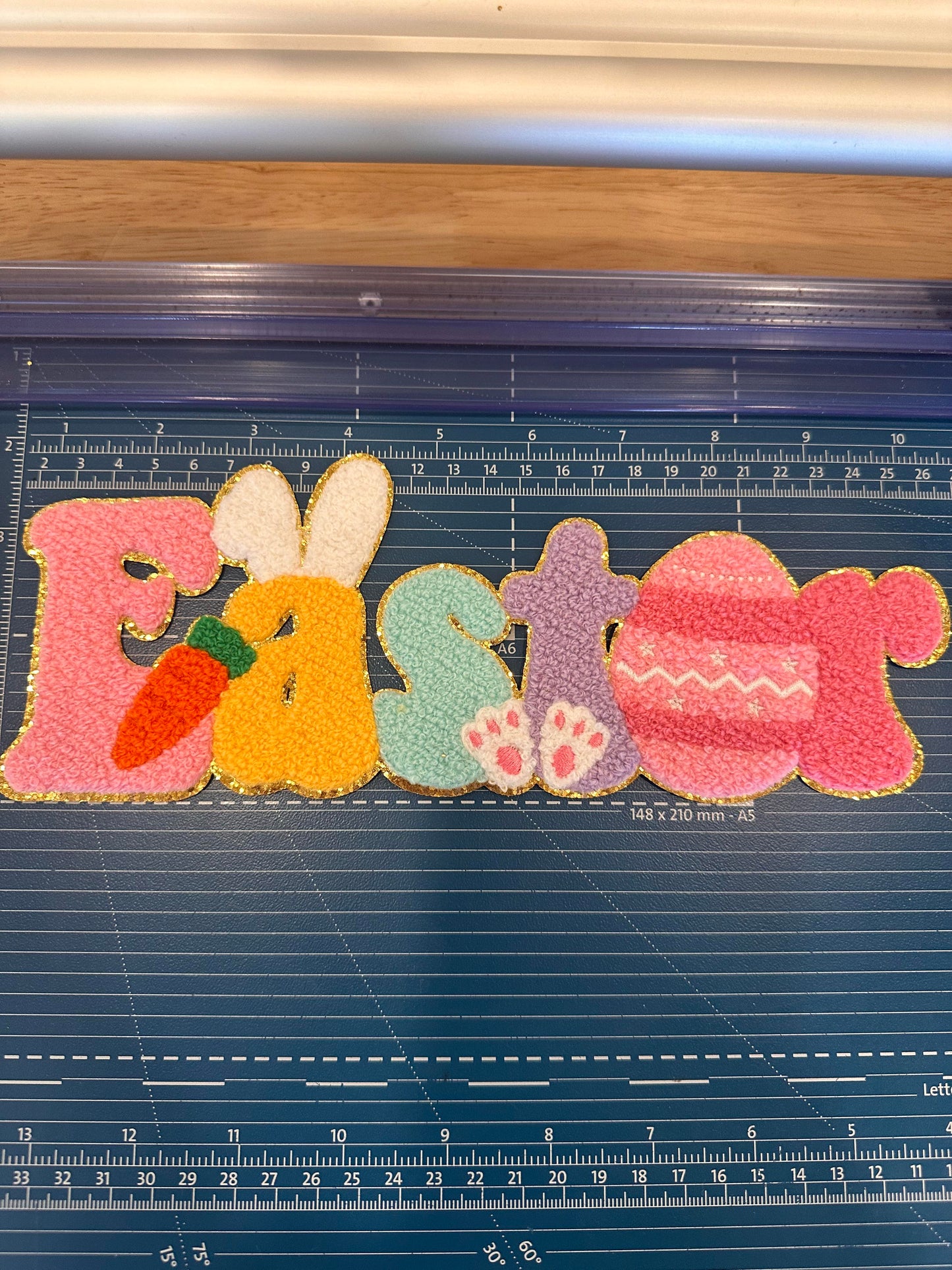 Easter Chenille patch READY TO PRESS